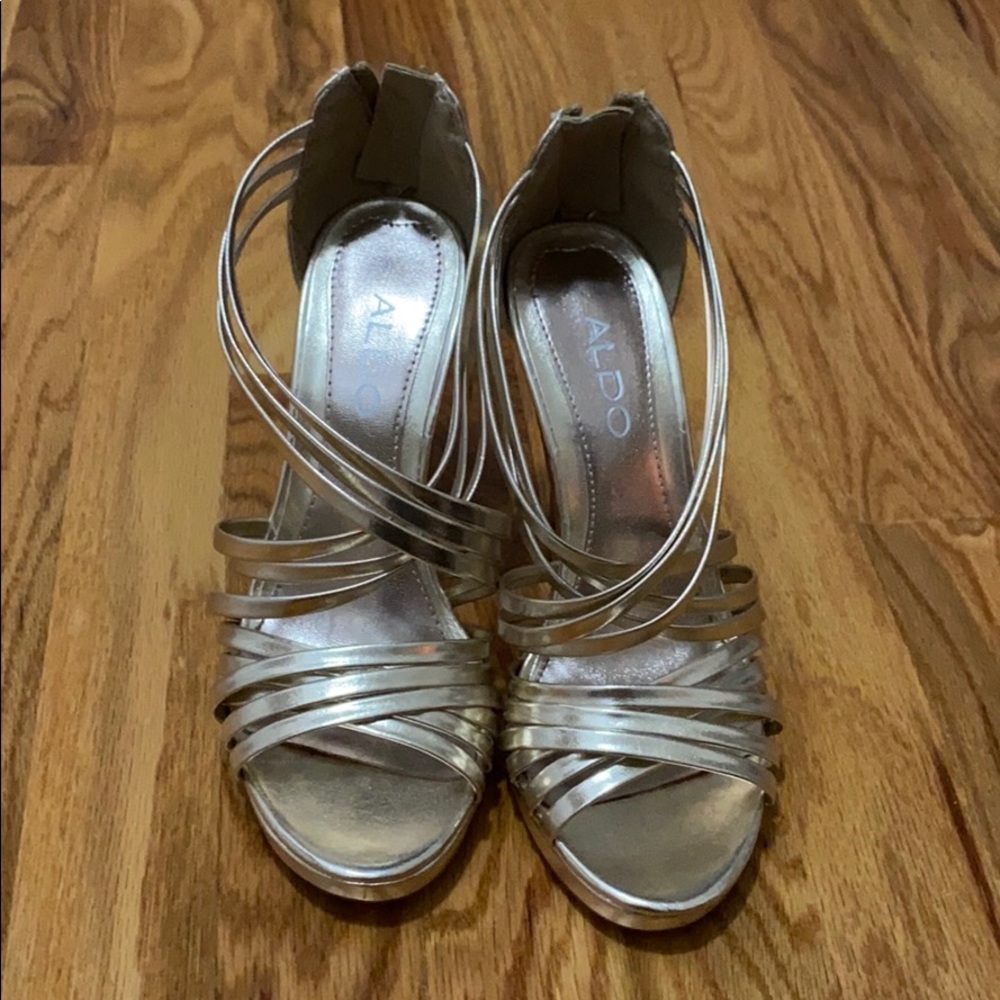 Strappy Aldo gold heels